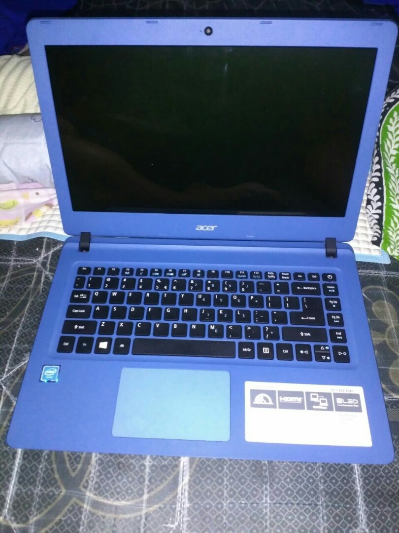 Jual Laptop Acer Aspire Es 14 Elektronik Komputer Laptop Di Carousell