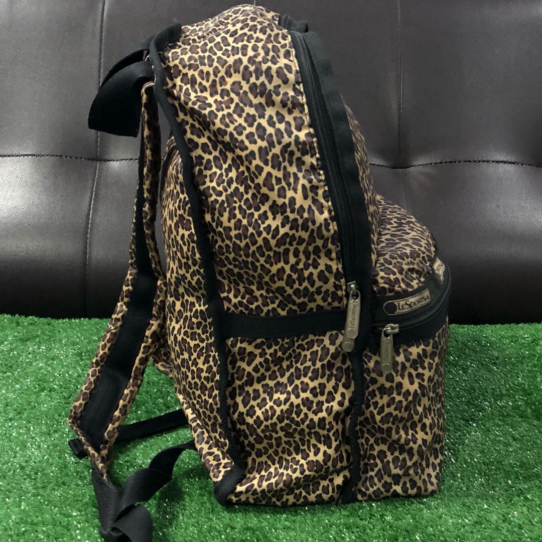 Lesportsac shop leopard backpack
