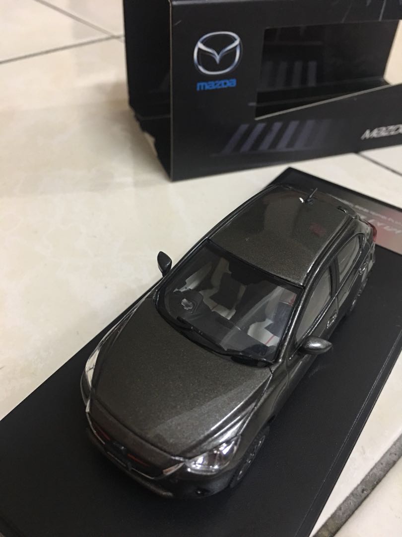 Diecast mazda 2 cheap