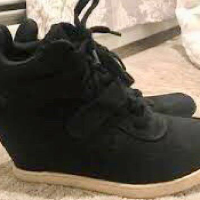 payless black wedge sneaker