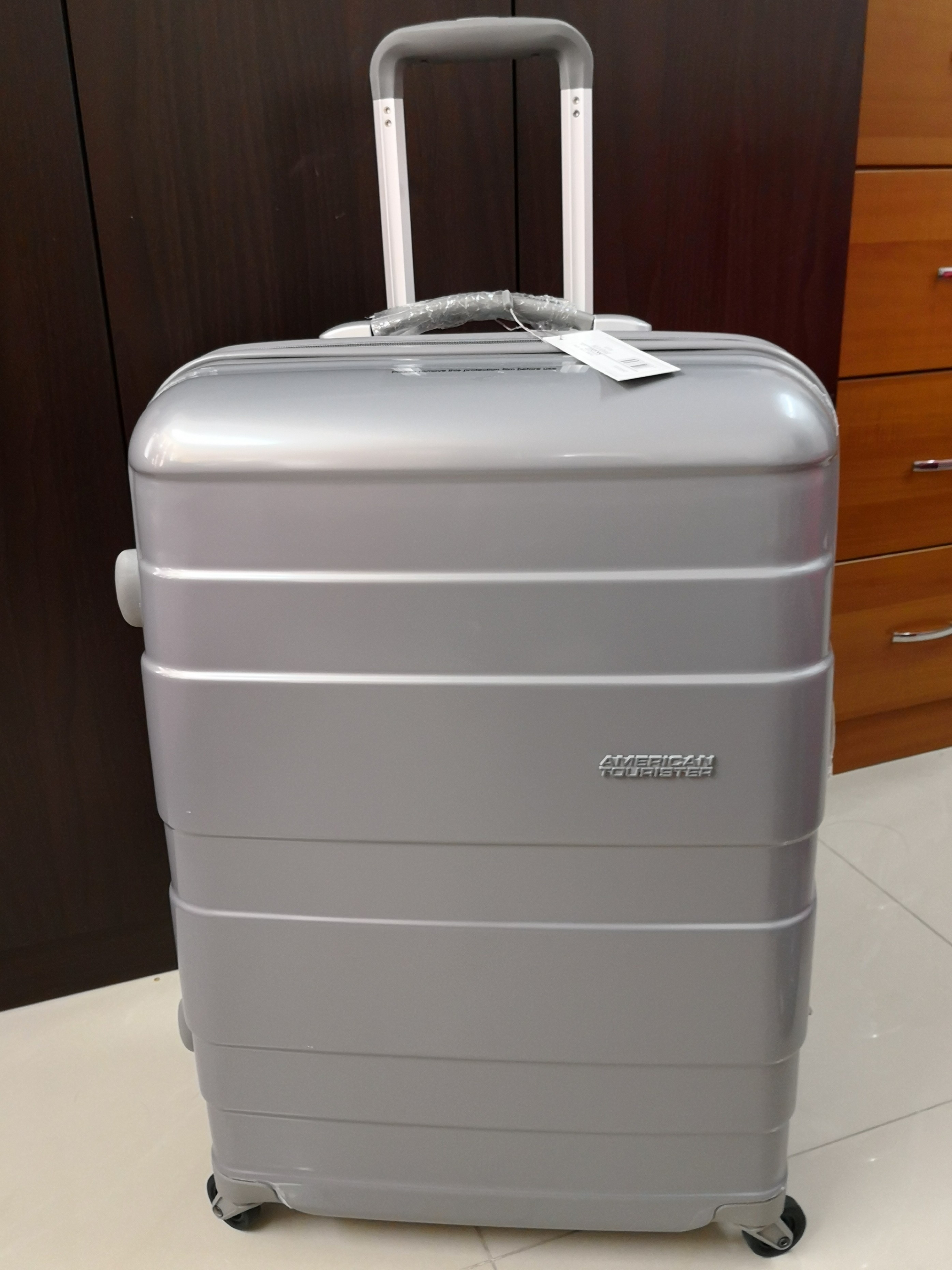 American tourister caravan 70cm tsa luggage store