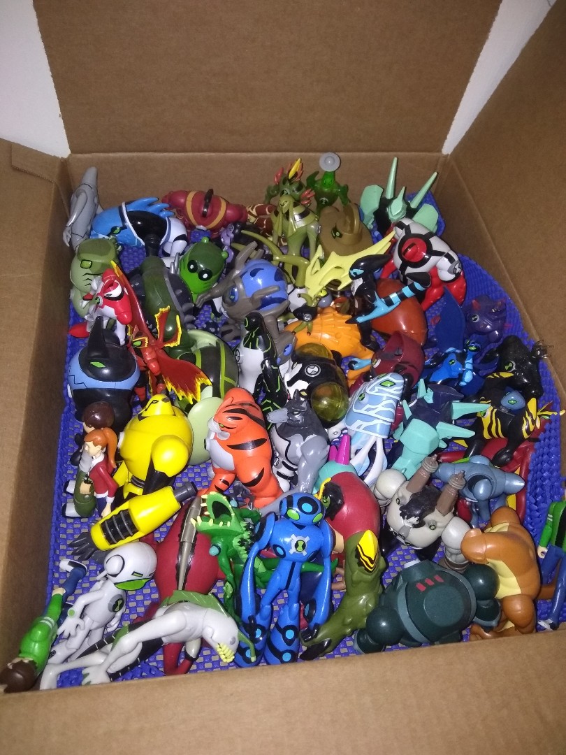 Ben 10 discount toy box
