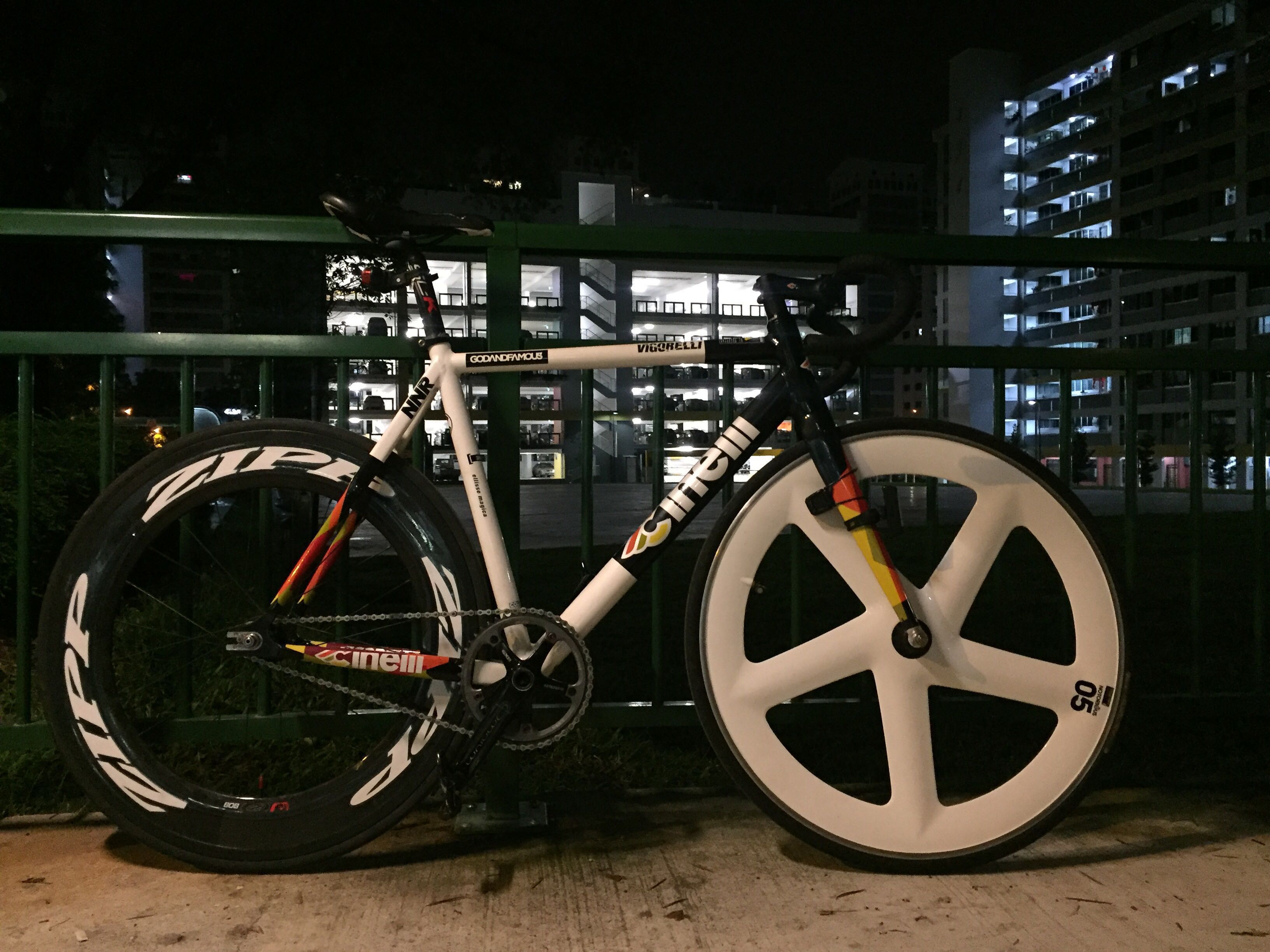 Cinelli vigorelli hsl 2016 fullbike Sports Equipment Bicycles