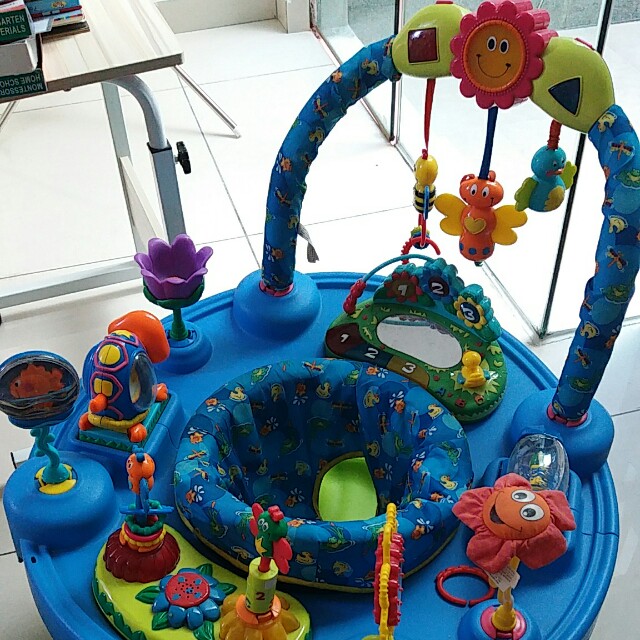 Evenflo exersaucer sales triple fun