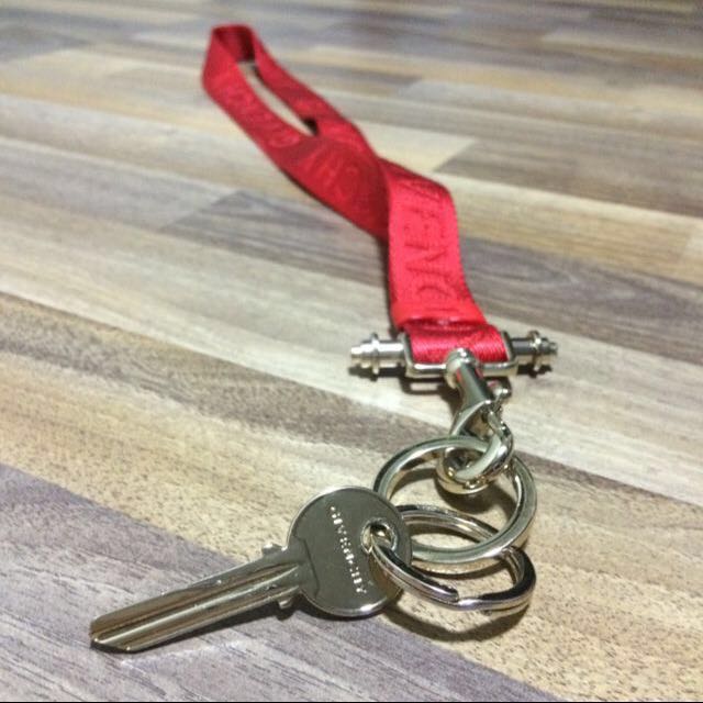 Red on sale key lanyard