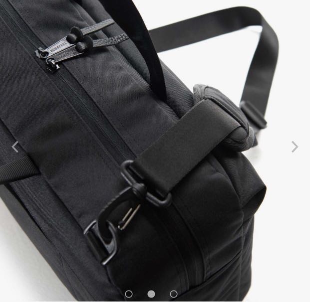 Herschel Sandford Messenger Bag (Black), Men's Fashion, Bags, Sling