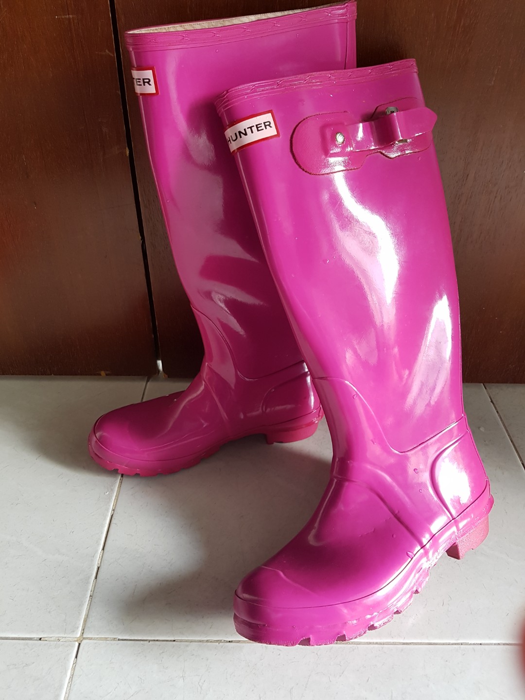 hunter pink rain boots