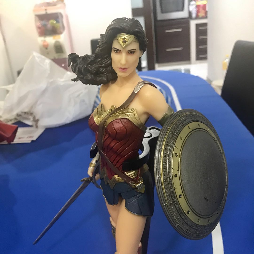 wonder woman crazy toys