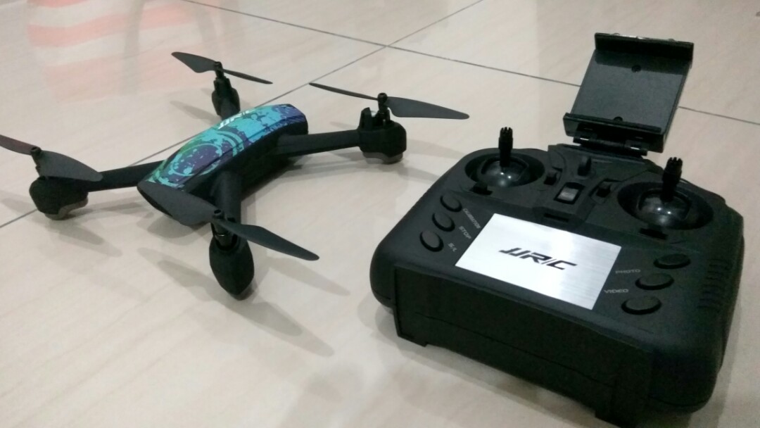 JJRC H55 Tracker GPS Drone