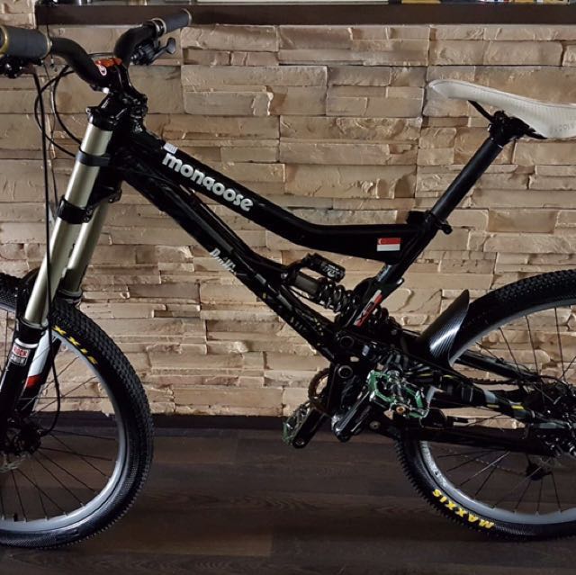 mongoose ecd downhill bike