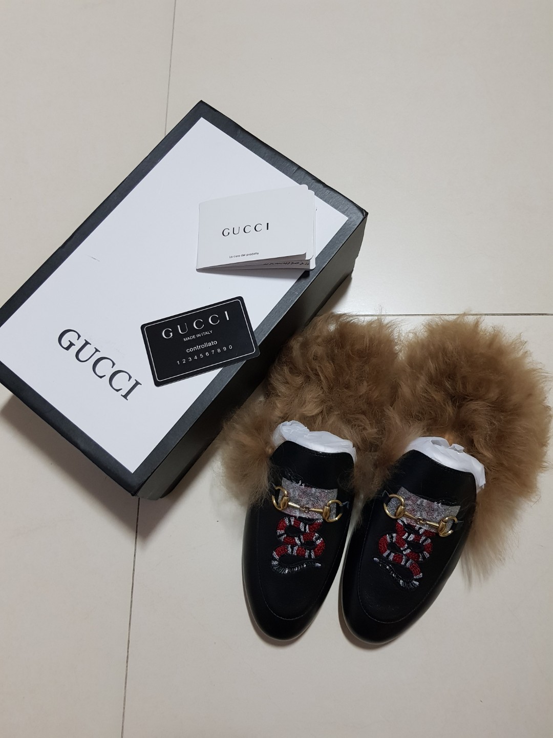 Fur lined outlet leather slippers
