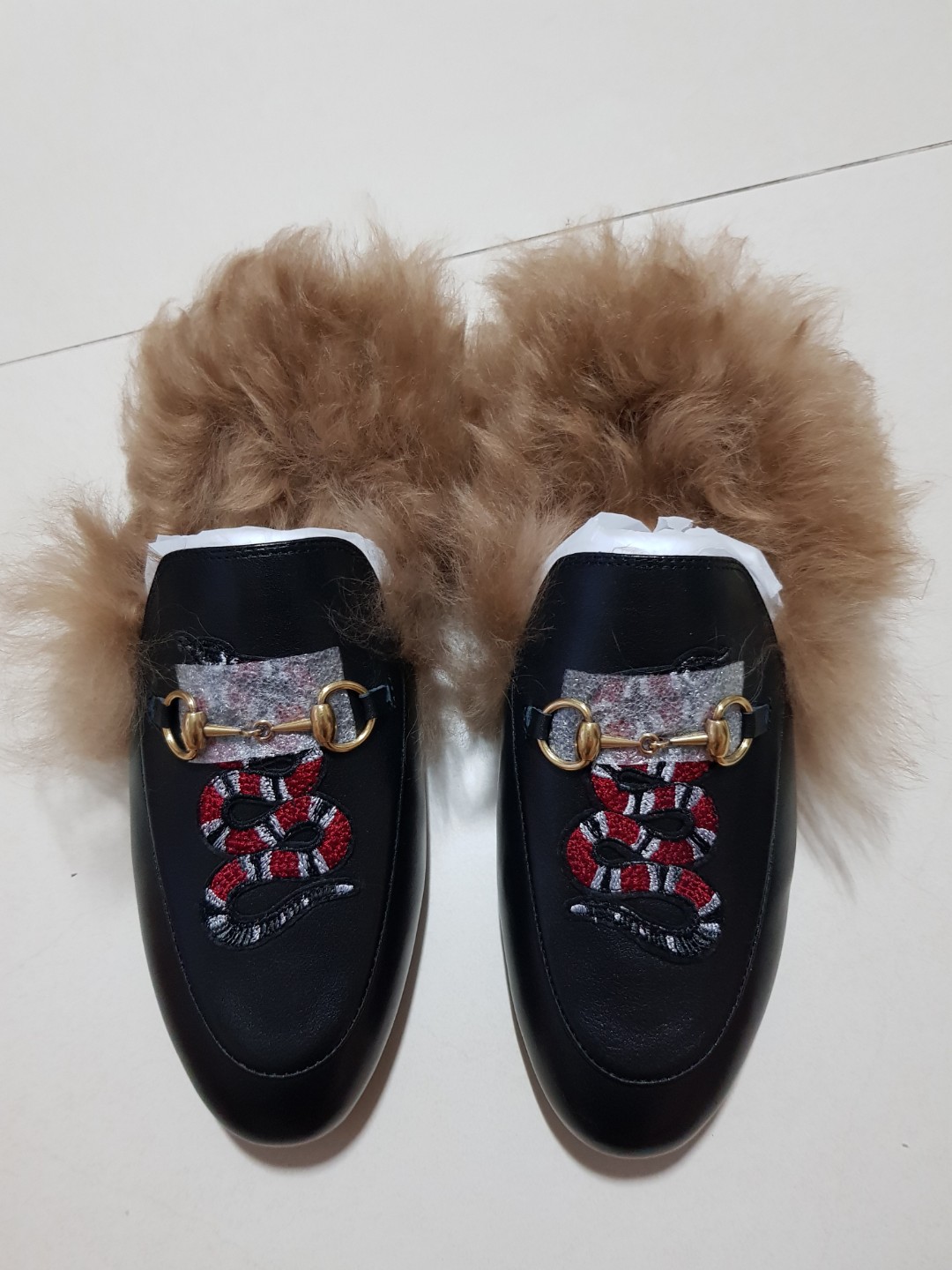 Fur lined outlet leather slippers