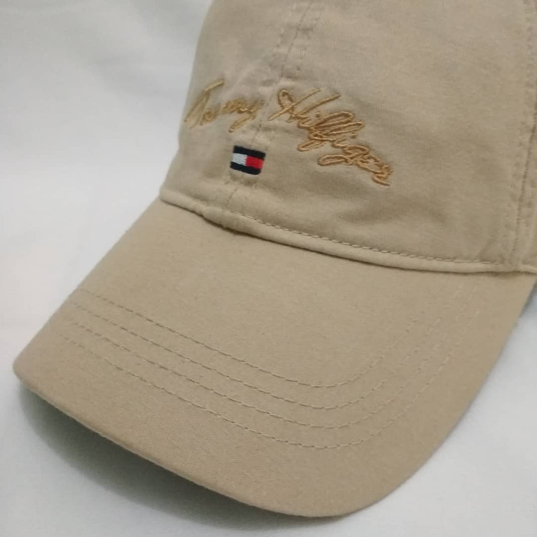 tommy hilfiger topi