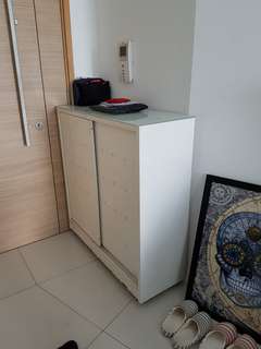 Used shoe cabinet