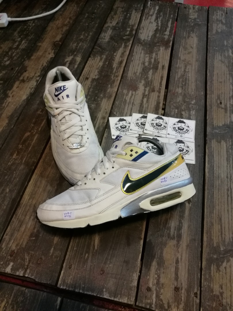 nike max classic