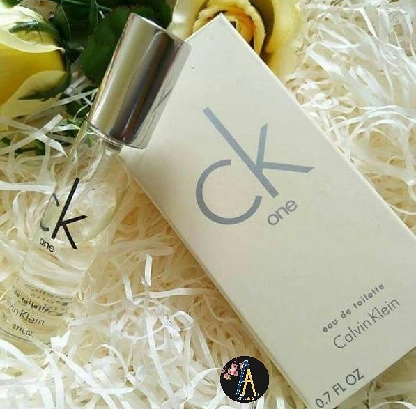 CK One pocket perfume