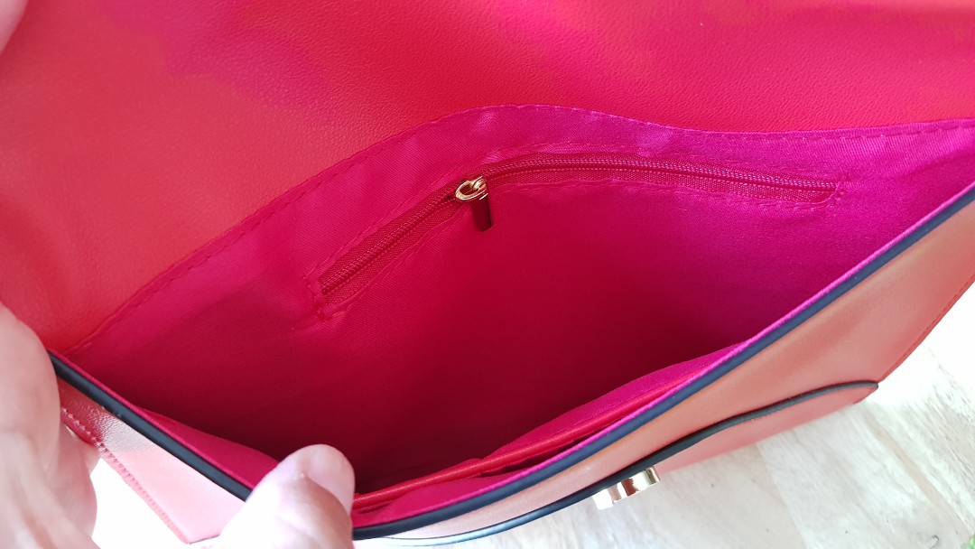 GUESS red clutch, Women's Fashion, Bags & Wallets, Clutches on Carousell