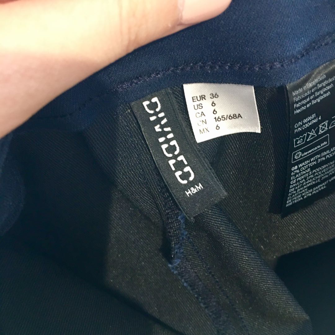 H&M Navy High Waisted Pants (Category: Jeans) located in Del Monte. Submitted by fash.forward (Listing ID 167895539, Image 3). Description: .