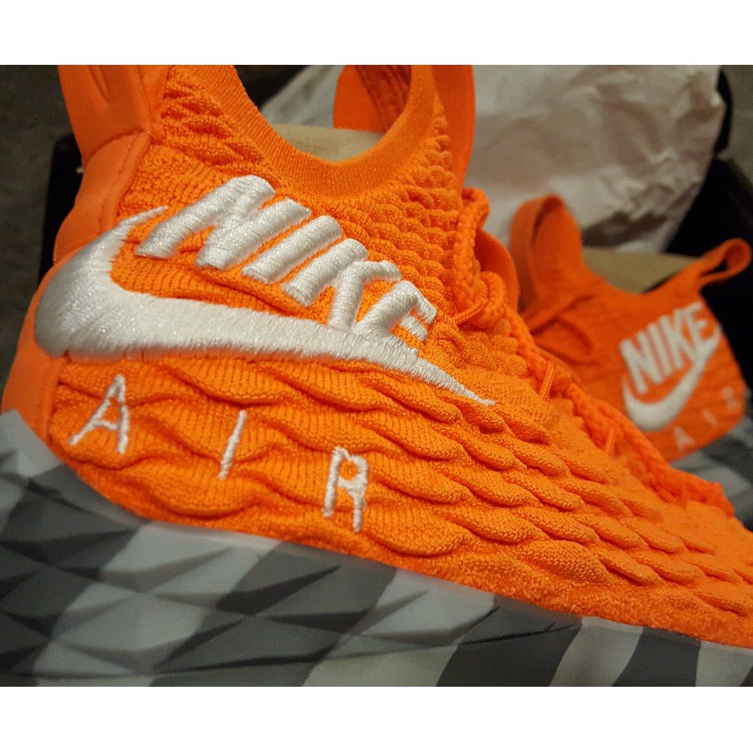 Lebron 15 orange discount box for sale