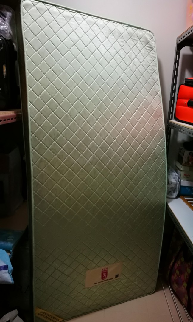 Sea horse single mattress, Babies & Kids, Bathing & Changing, Other