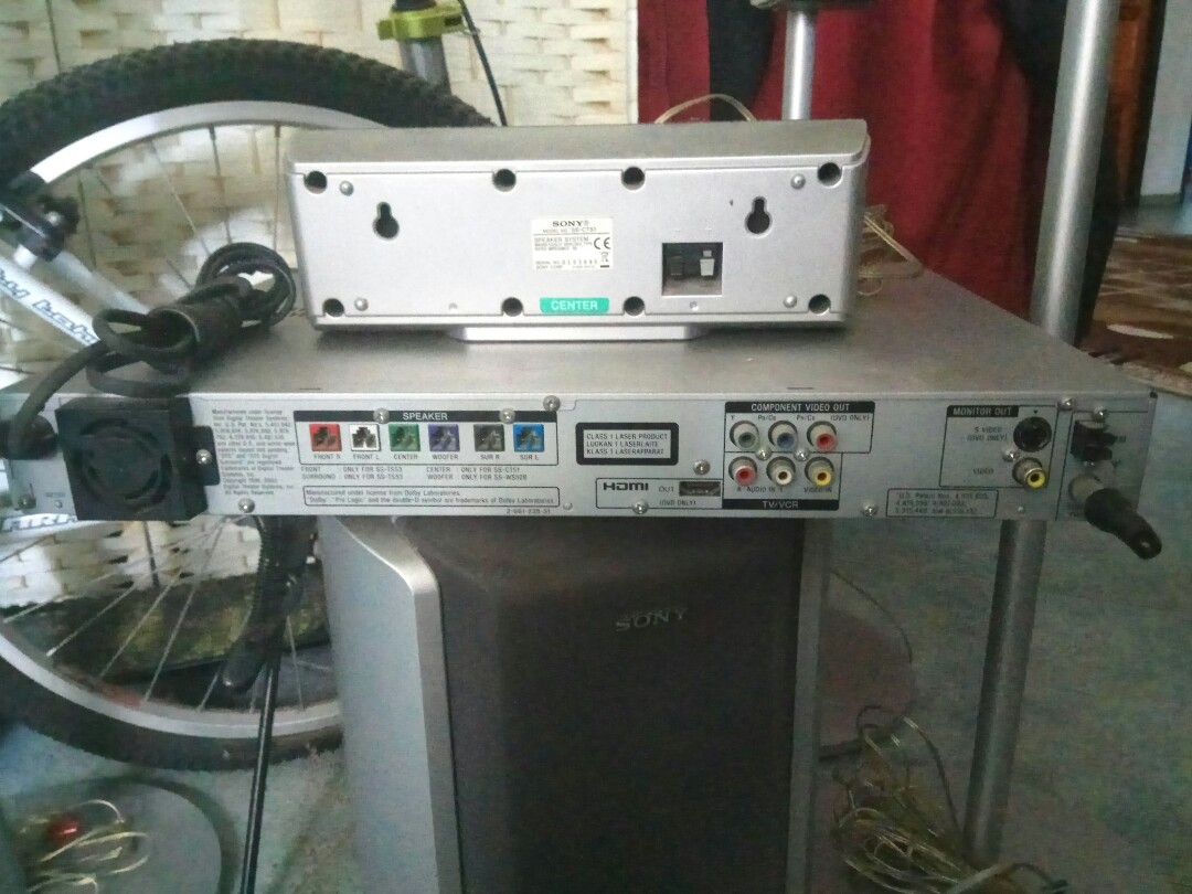 Sony DAV-DZ720 (used), TV & Home Appliances, TV & Entertainment ...