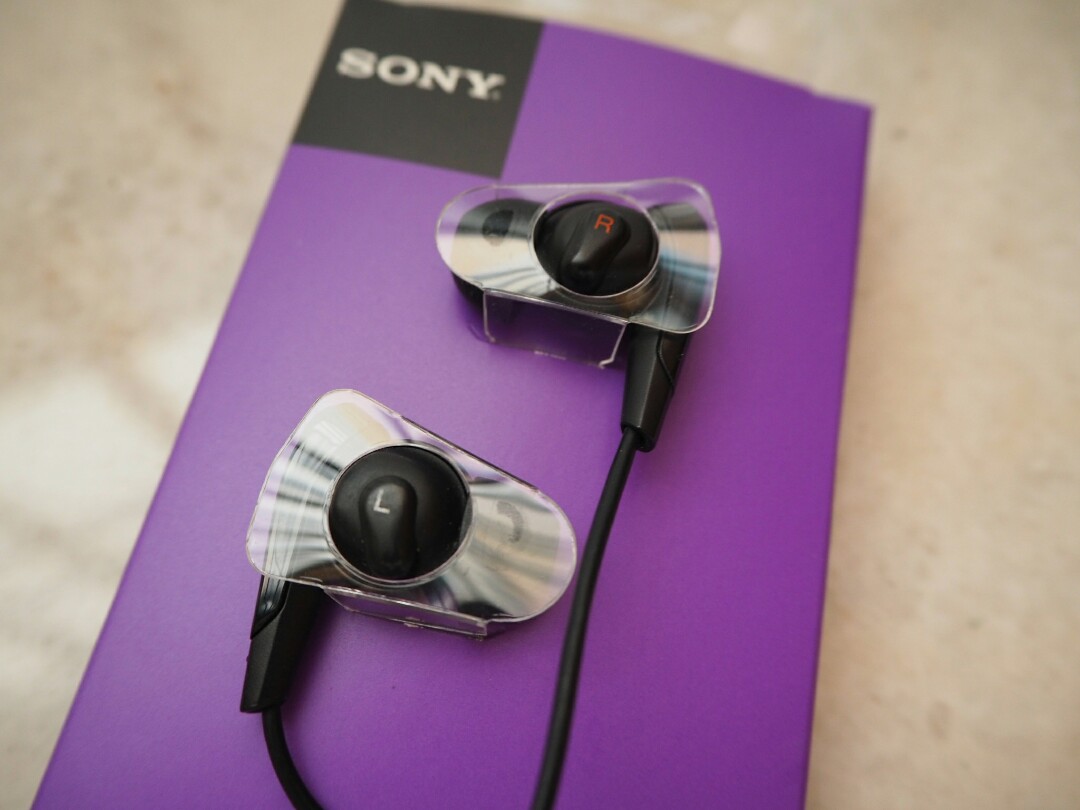 Sony Noise Cancelling Headset, Mobile Phones & Gadgets, Mobile & Gadget