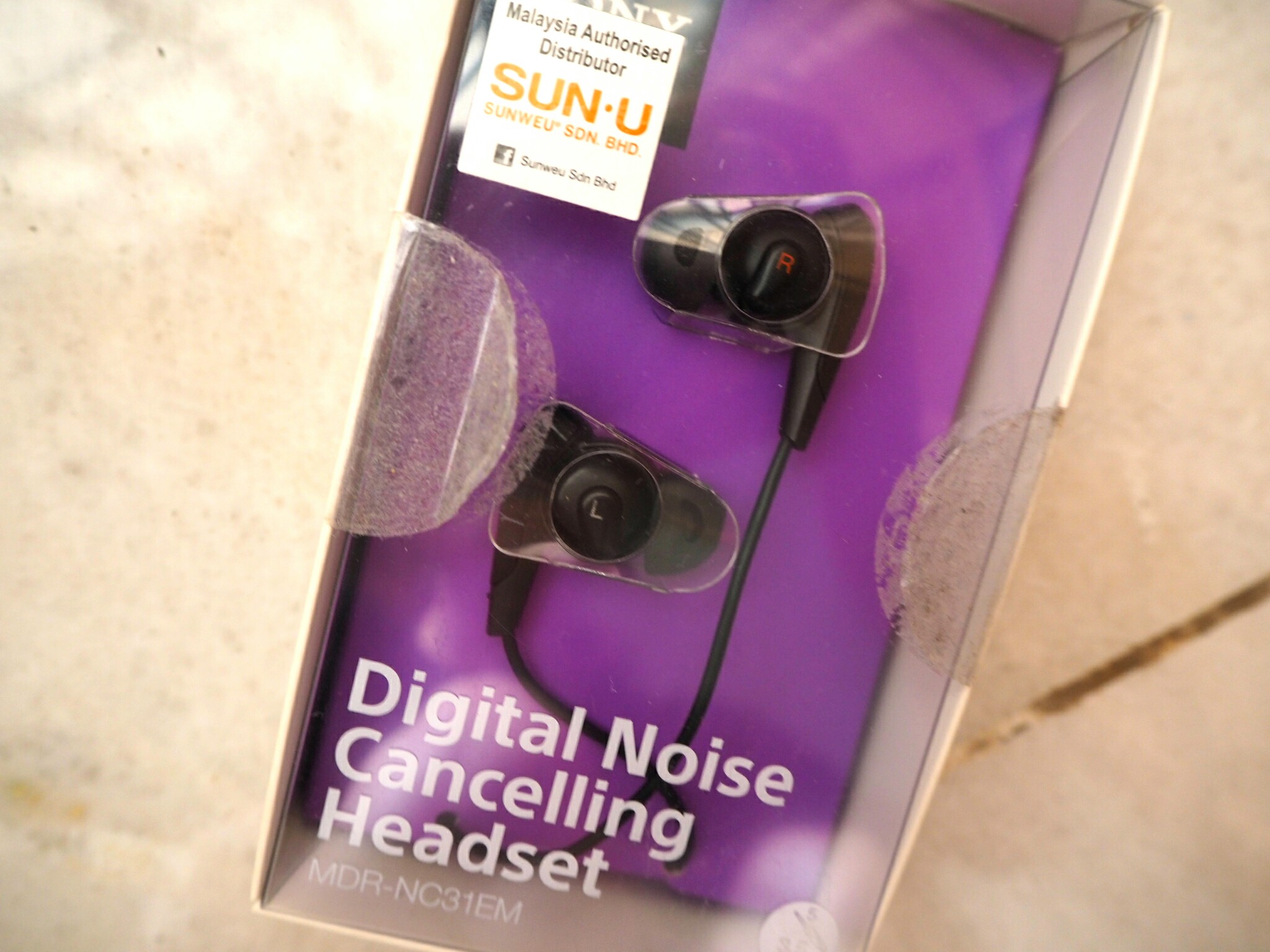 Sony Noise Cancelling Headset, Mobile Phones & Gadgets, Mobile & Gadget