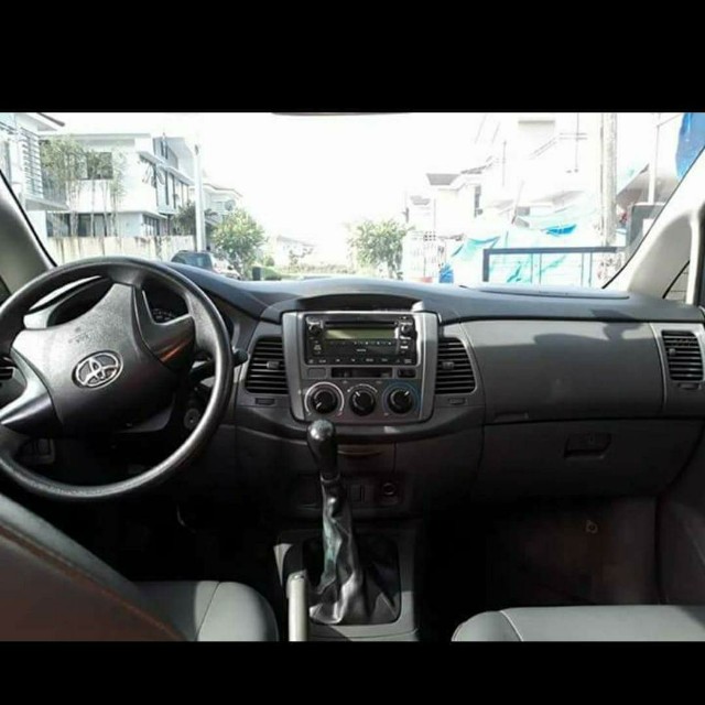 Toyota Innova J 2013 Cars For Sale Used Cars On Carousell