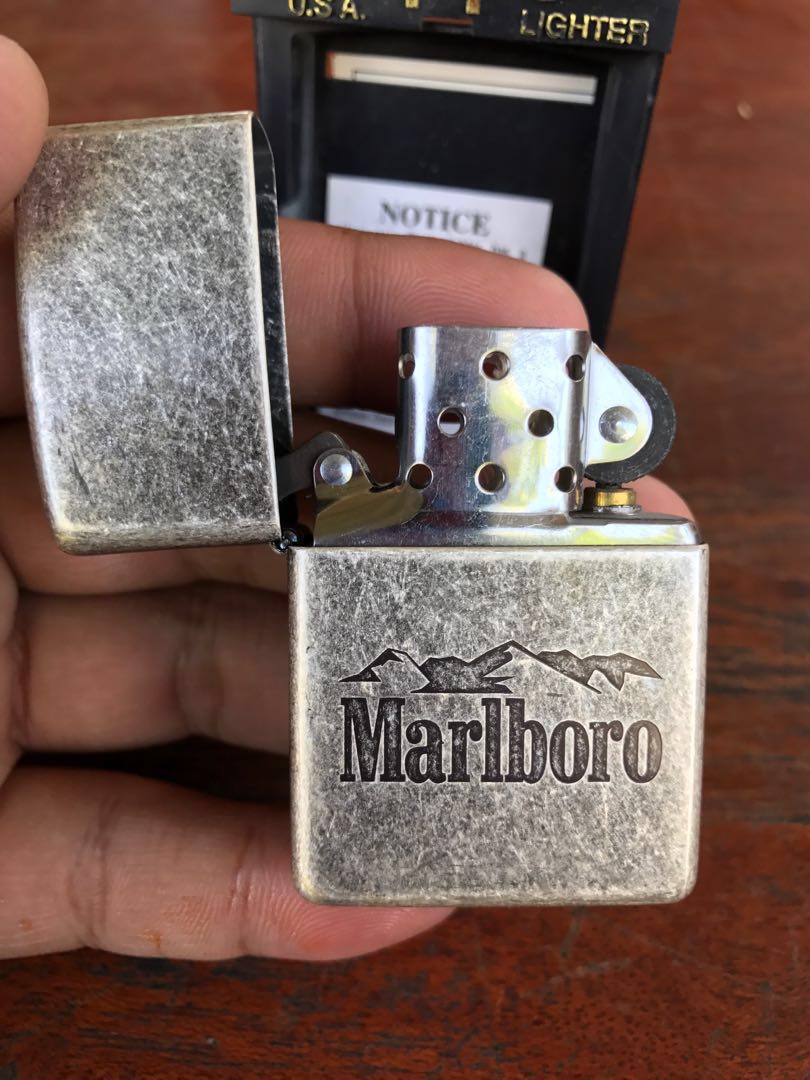 未着火品】 Zippo Marlboro USA M.I.B Silver Storm-