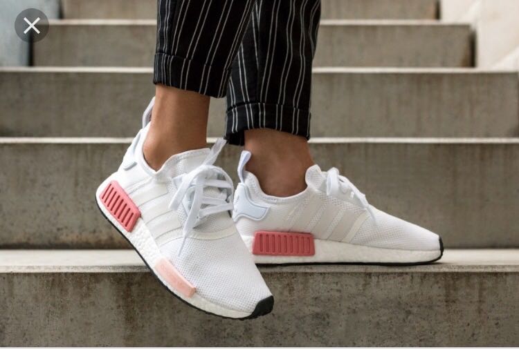 adidas nmd r1 white icey pink