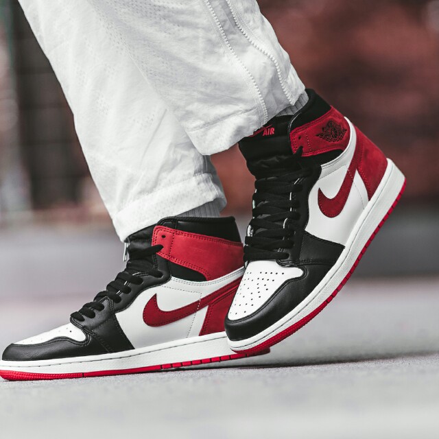 nike air jordan 1 retro high og track red