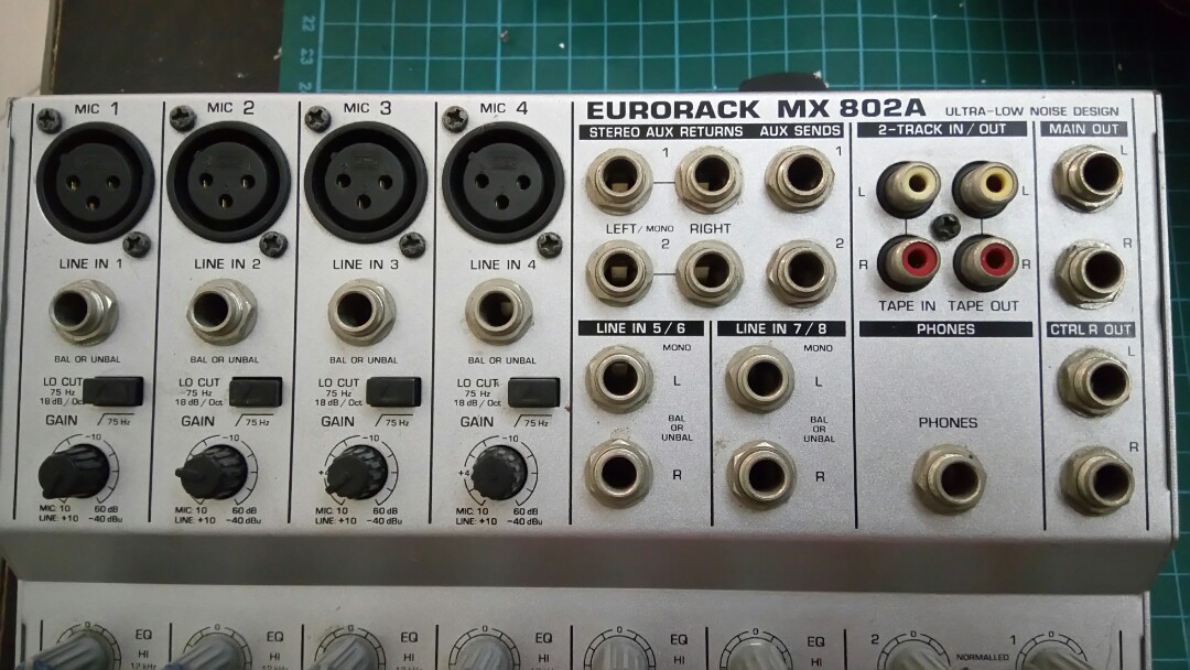Behringer Mixer Eurorack MX 802A, Audio, Soundbars, Speakers