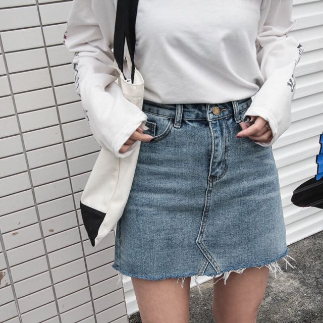 vintage high waisted denim skirt