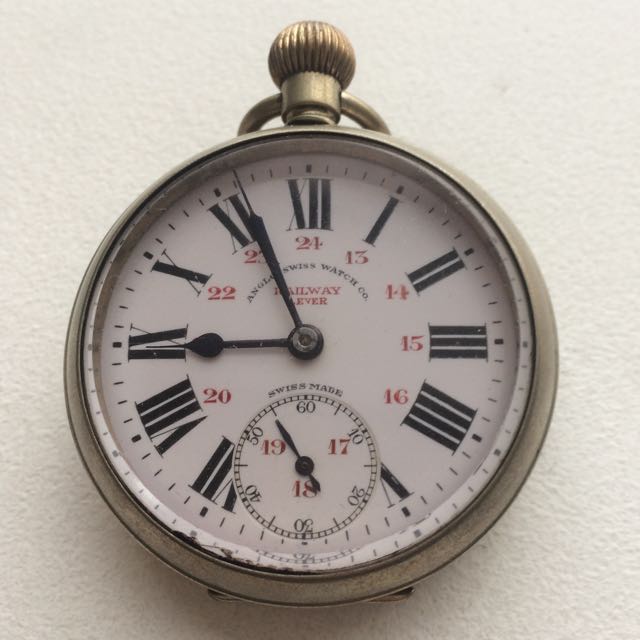 Railway pocket outlet watches