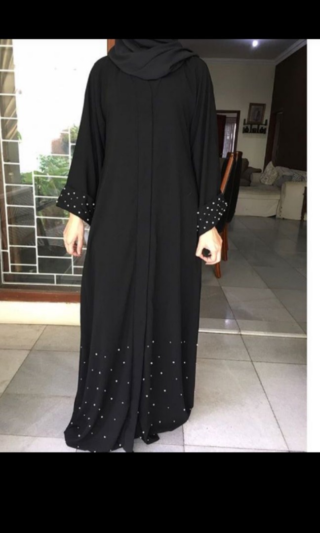 Secret pearl abaya sale
