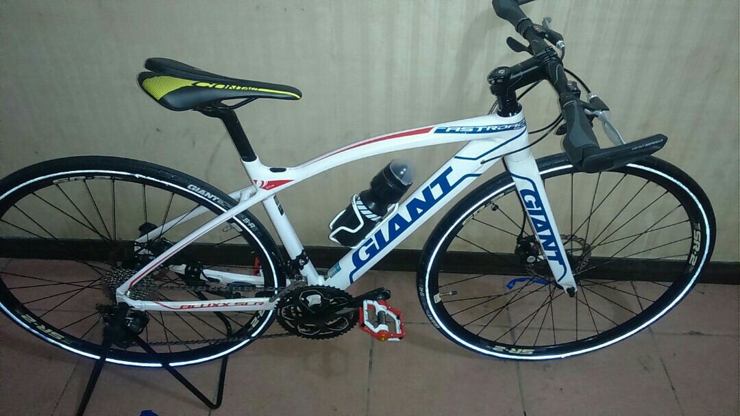 Giant fastroad sr2 sales