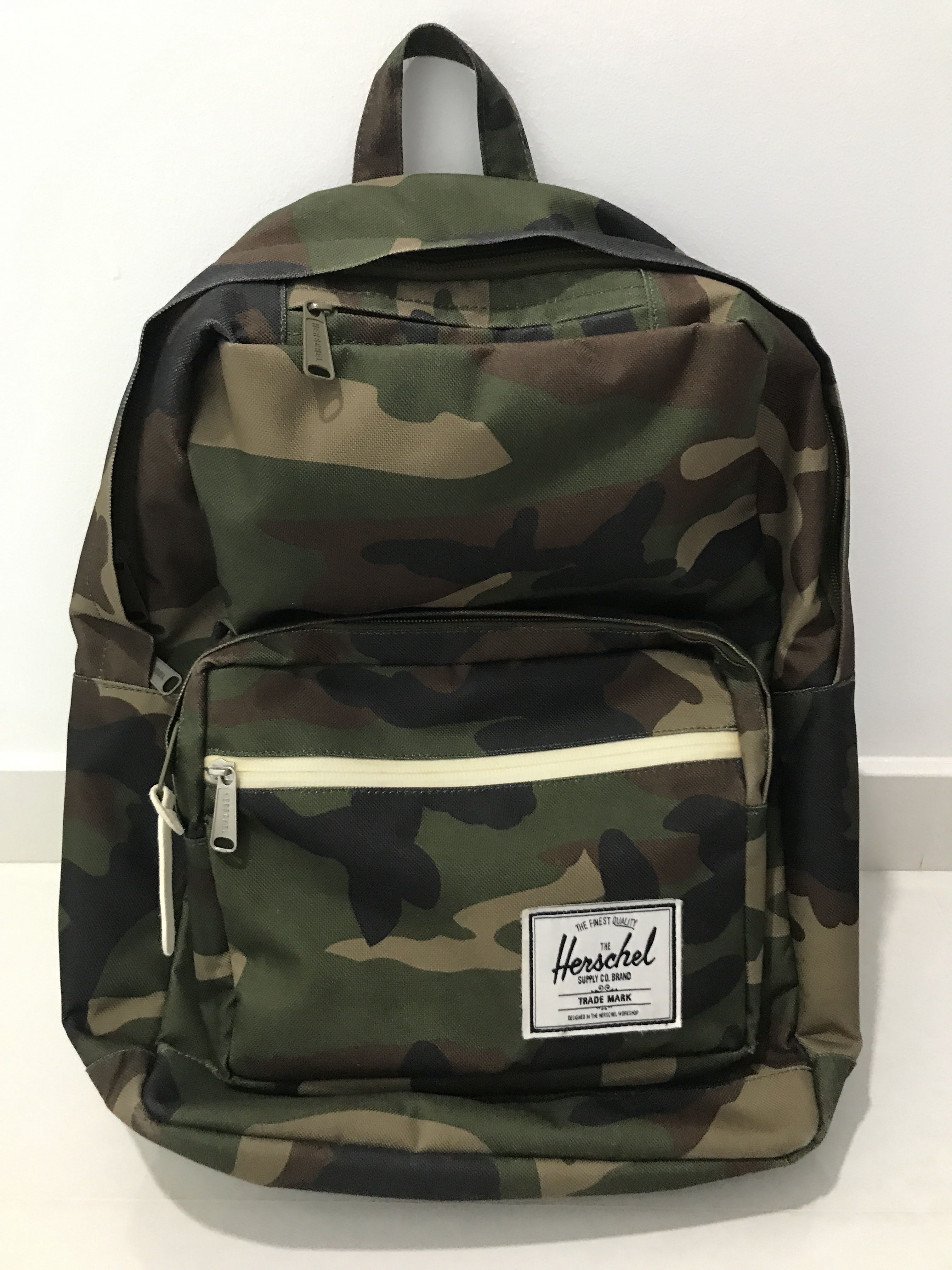 Herschel pop quiz camo deals