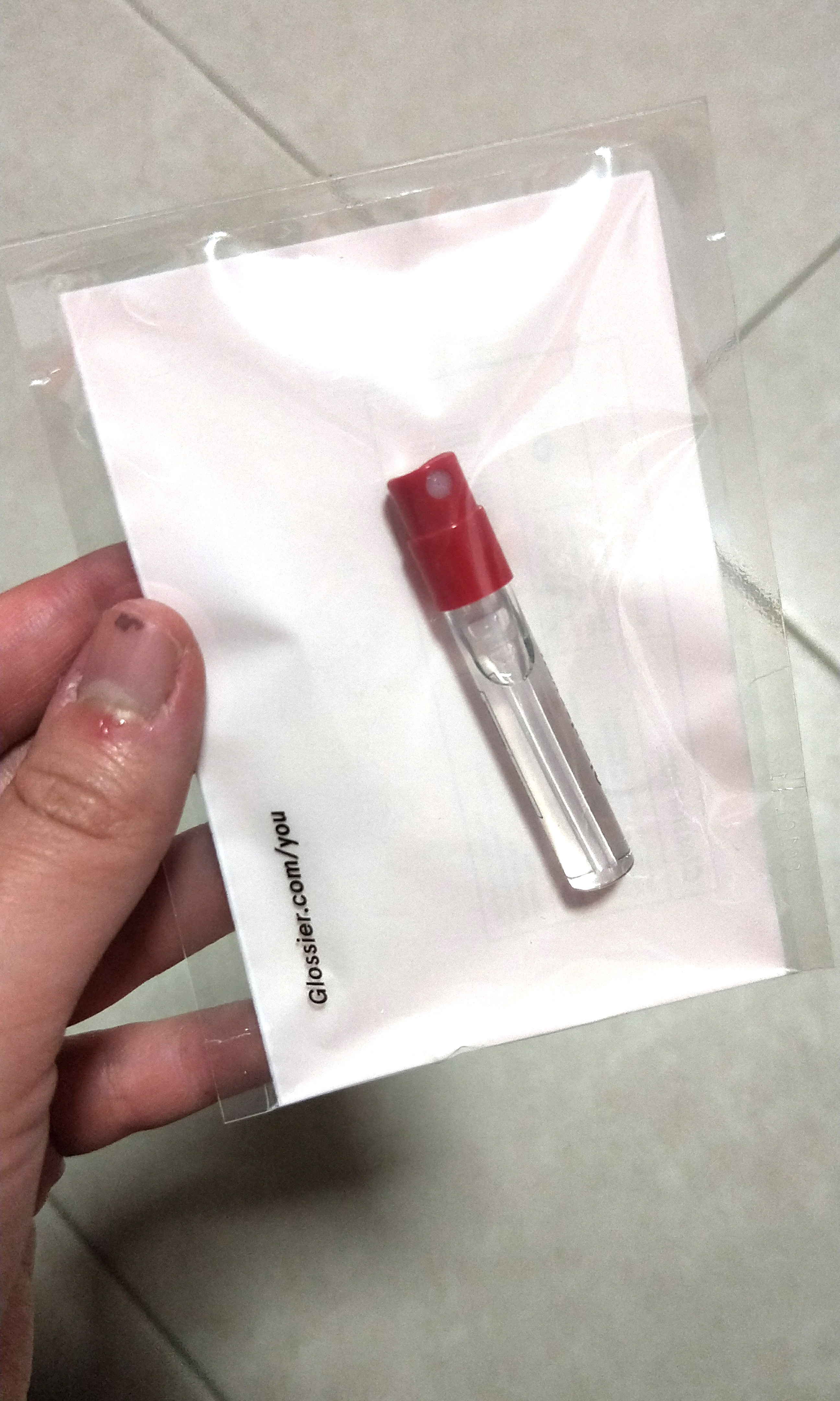 INSTOCK Glossier You Sample