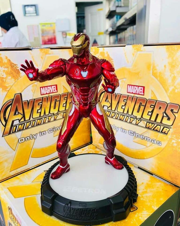 iron man table lamp