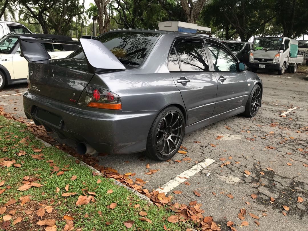 Mitsubishi Lancer Evolution Ix 2 0 Manual Gsr Cars Used Cars On Carousell