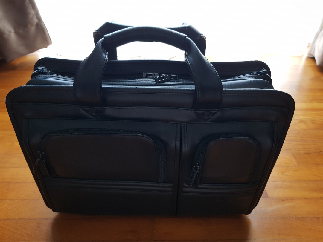 Samsonite document and laptop bag, Men's Fashion, Bags, Briefcases on ...