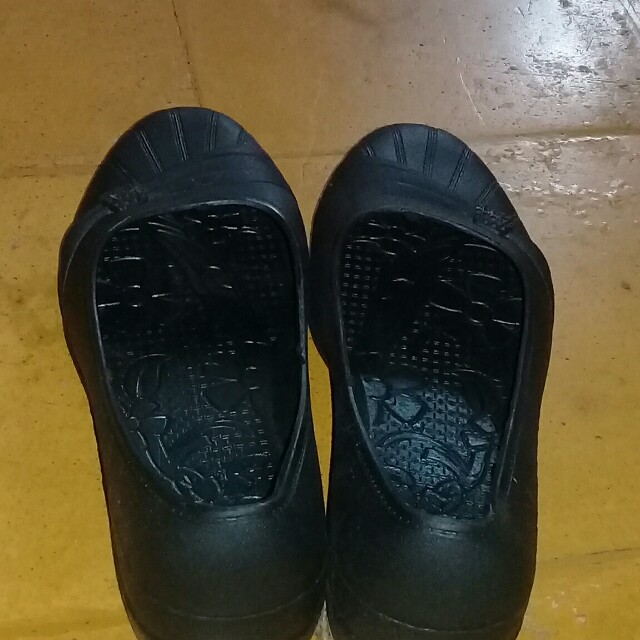 Sepatu Karet Jelly Wanita Flat Shoes Full Black Hitam No 36 Fesyen Wanita Sepatu Di Carousell