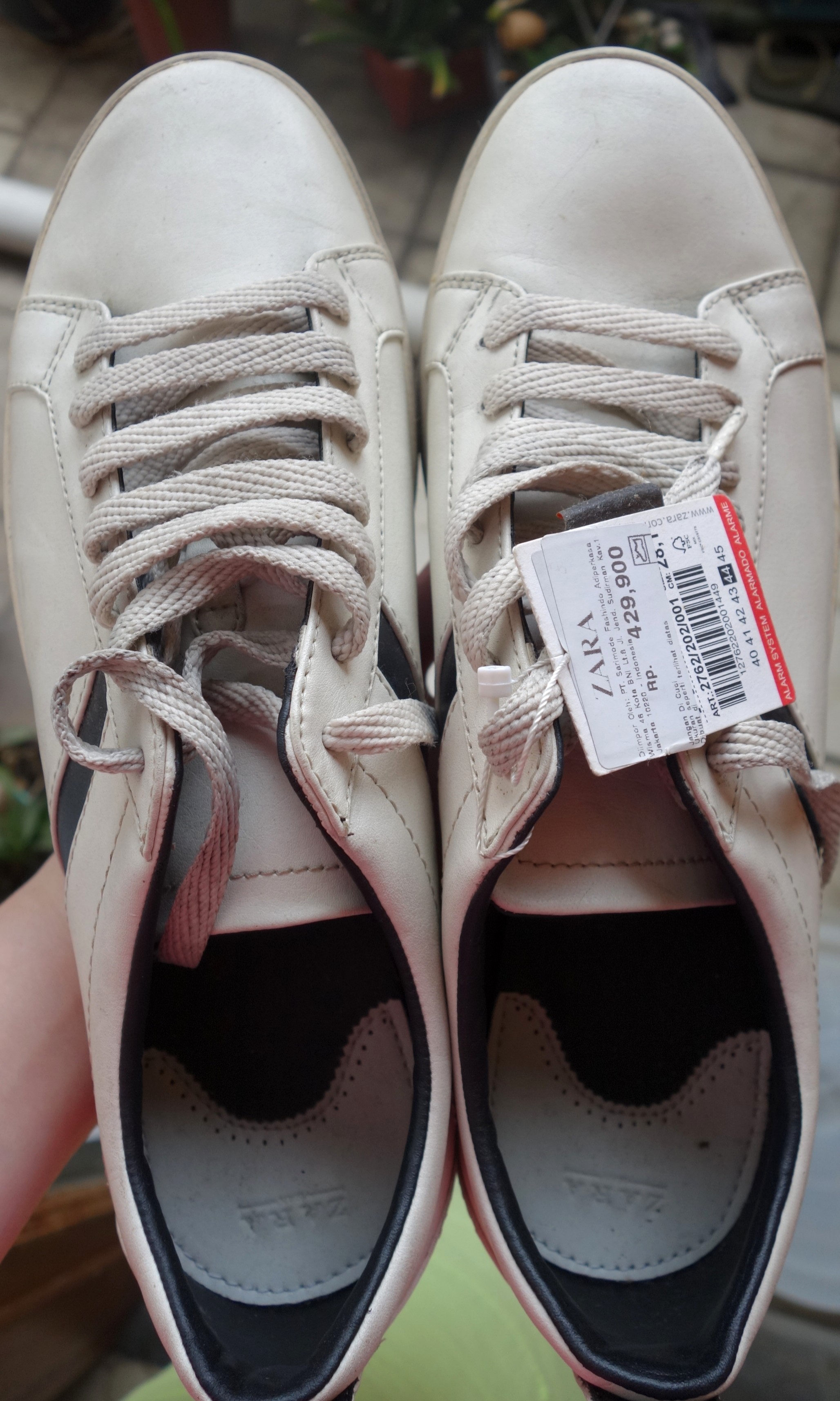 Sepatu Zara Cowo Putih Fesyen Pria Sepatu Sneakers Di Carousell