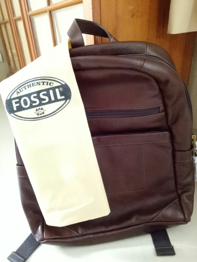 Fossil travis deals backpack
