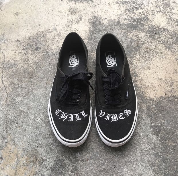 vans authentic chill vibes