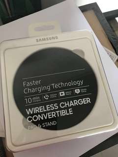 BNIB Samsung Wireless charger convertible