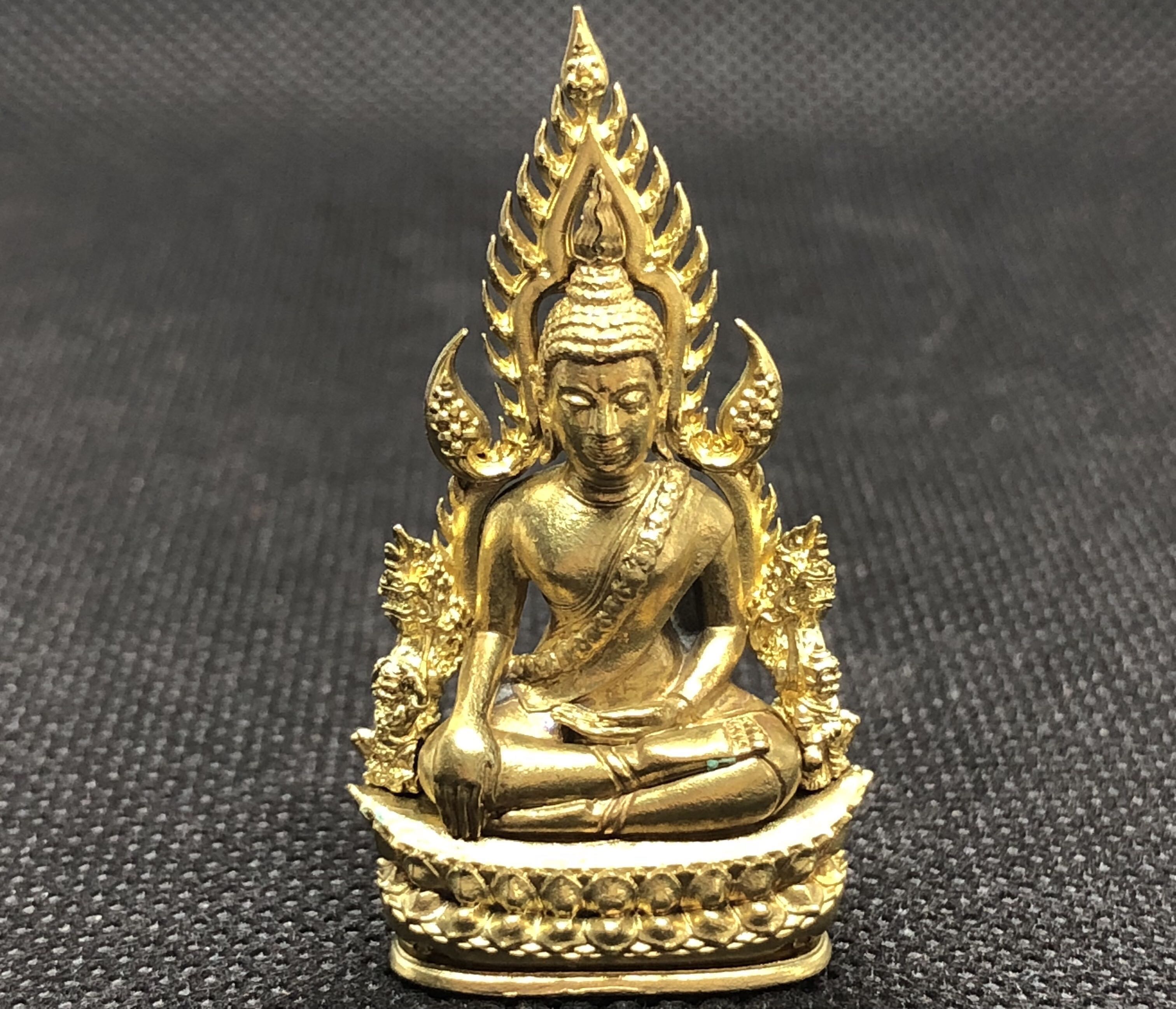Thai Amulet Phra Buddha Chinnaraj Nur Gold Bell Edition Wat Yai Be2555 Thai Amulets Thai Amulet Phra Buddha Chinnaraj Nur Gold Bell Edition Wat Yai Be2555 Thai Amulets