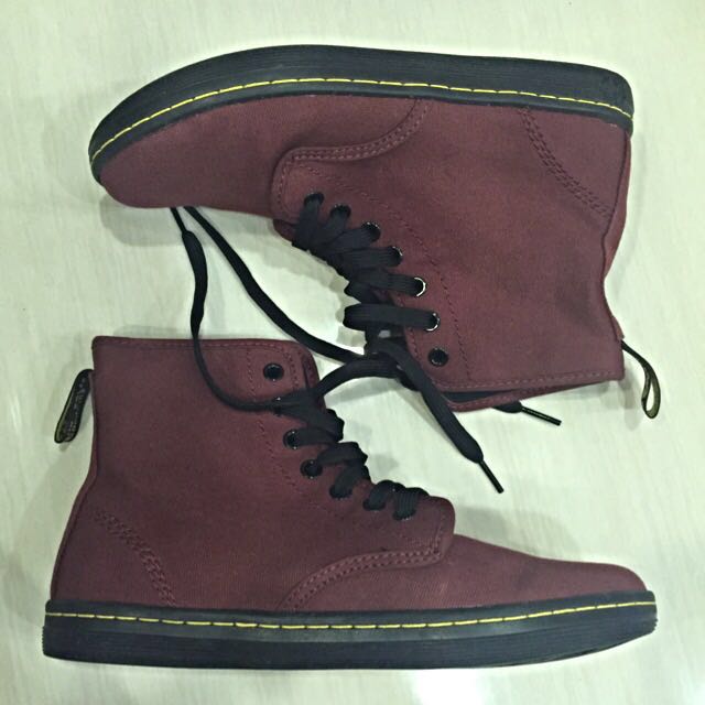Cherry red cheap canvas dr martens
