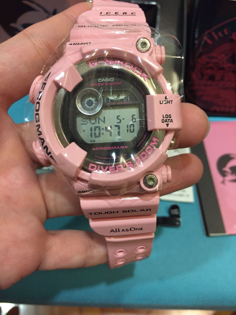G shock top frogman pink
