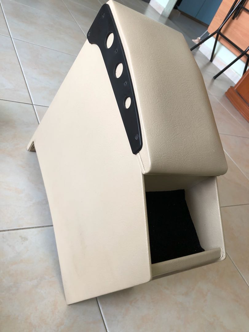 Honda stream armrest, Car Accessories on Carousell